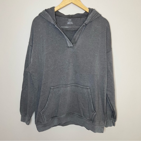 aerie Tops - Aerie Oversized V-Neck Hoodie Size XS